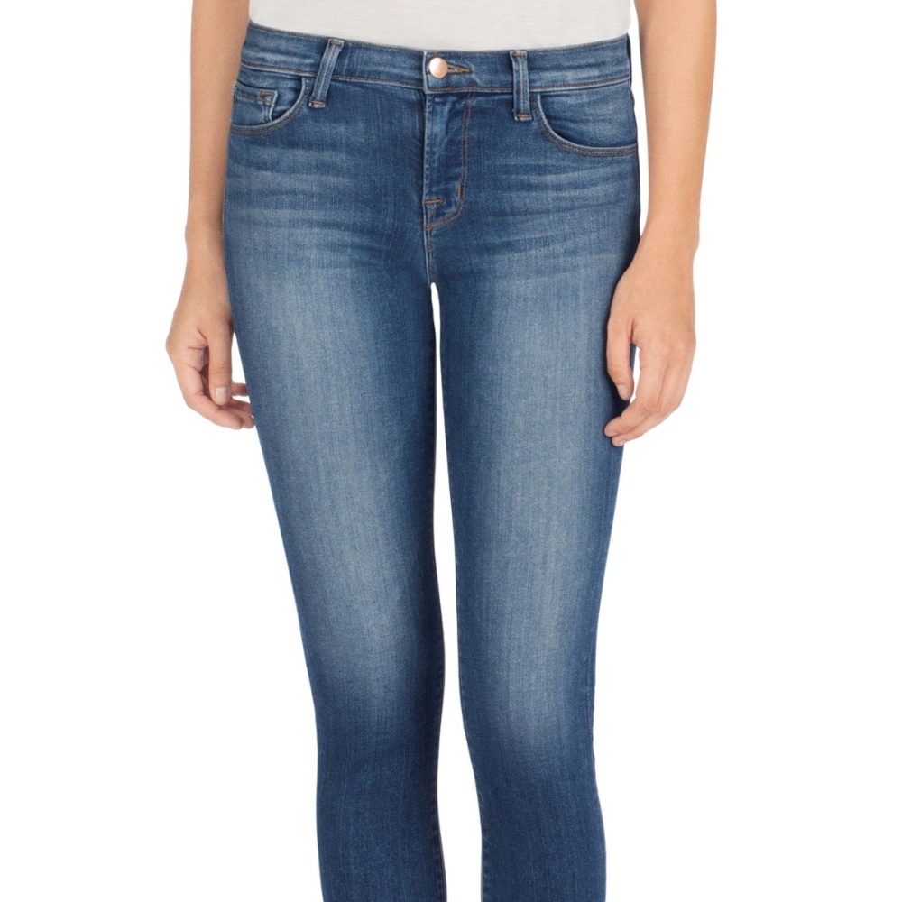 J Brand 811 Mid-Rise Skinny in Imagine